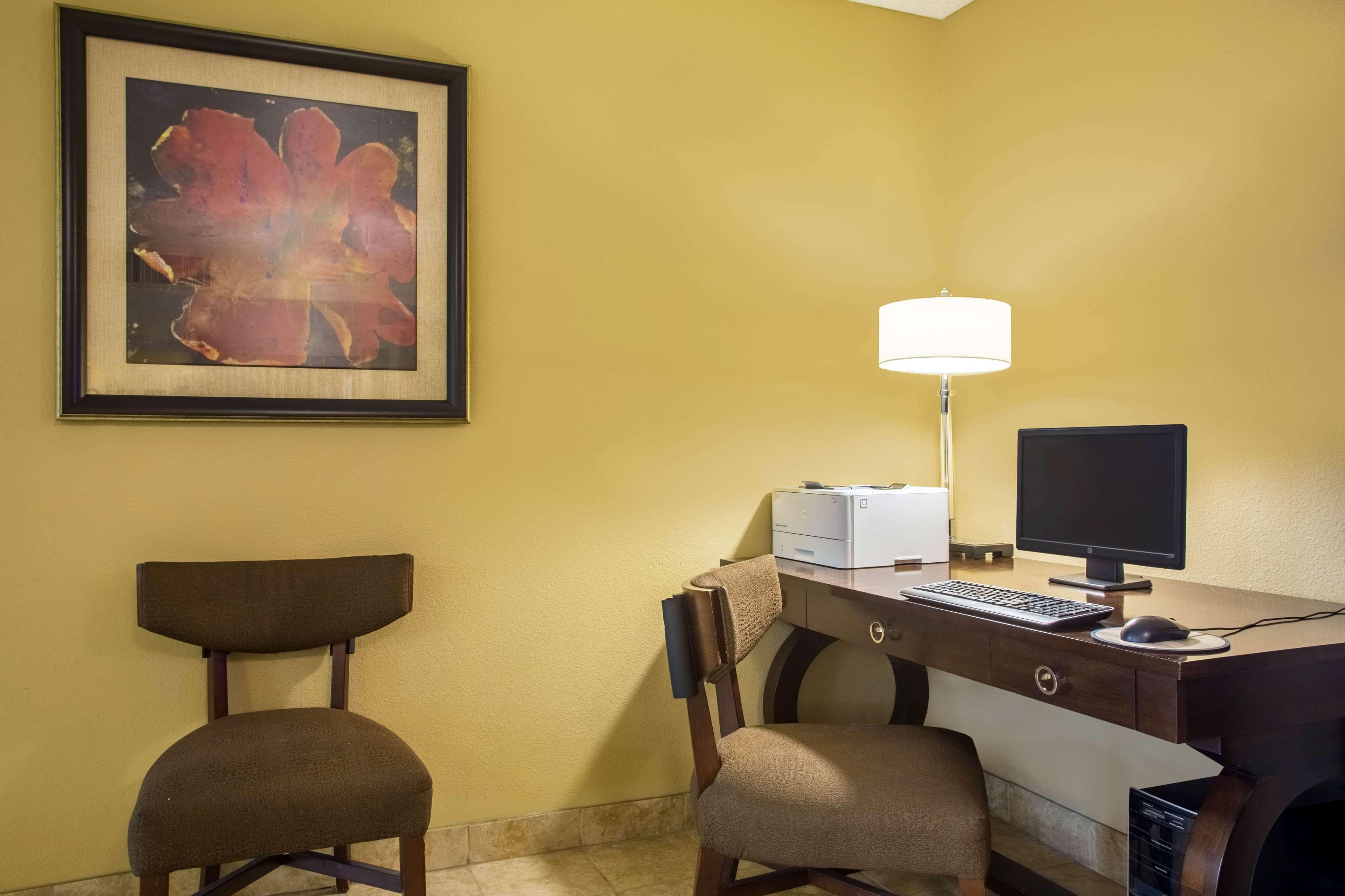 Americinn By Wyndham International Falls Bagian luar foto