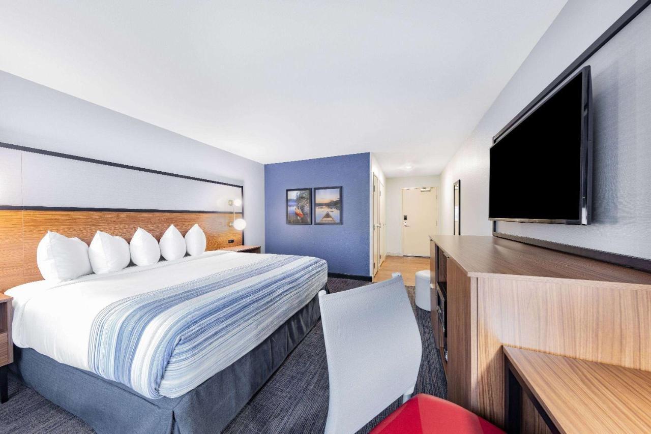 Americinn By Wyndham International Falls Bagian luar foto