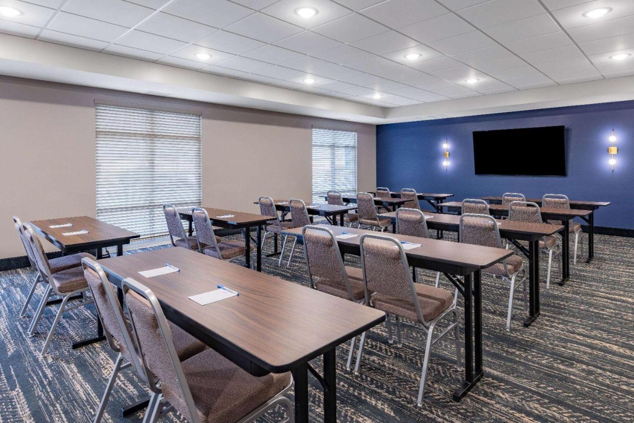 Americinn By Wyndham International Falls Bagian luar foto