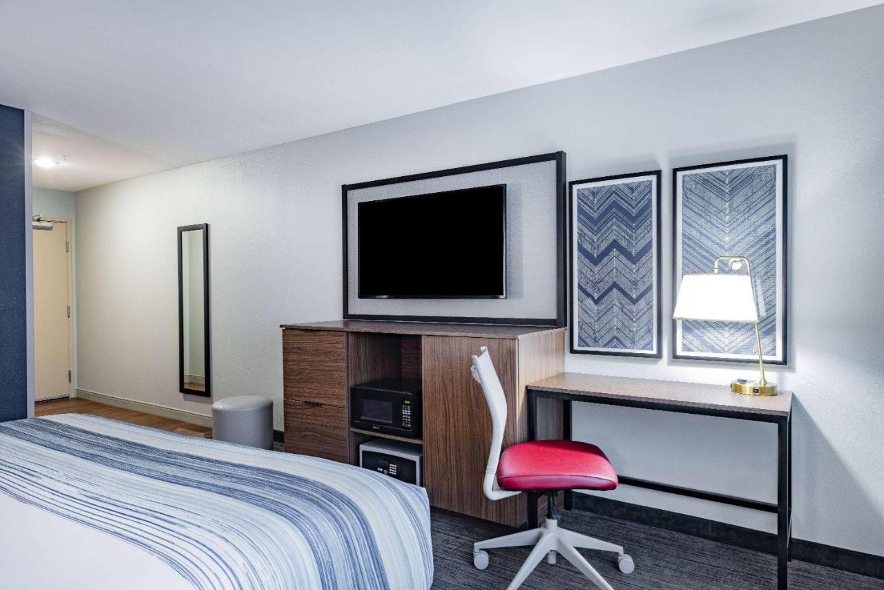 Americinn By Wyndham International Falls Bagian luar foto