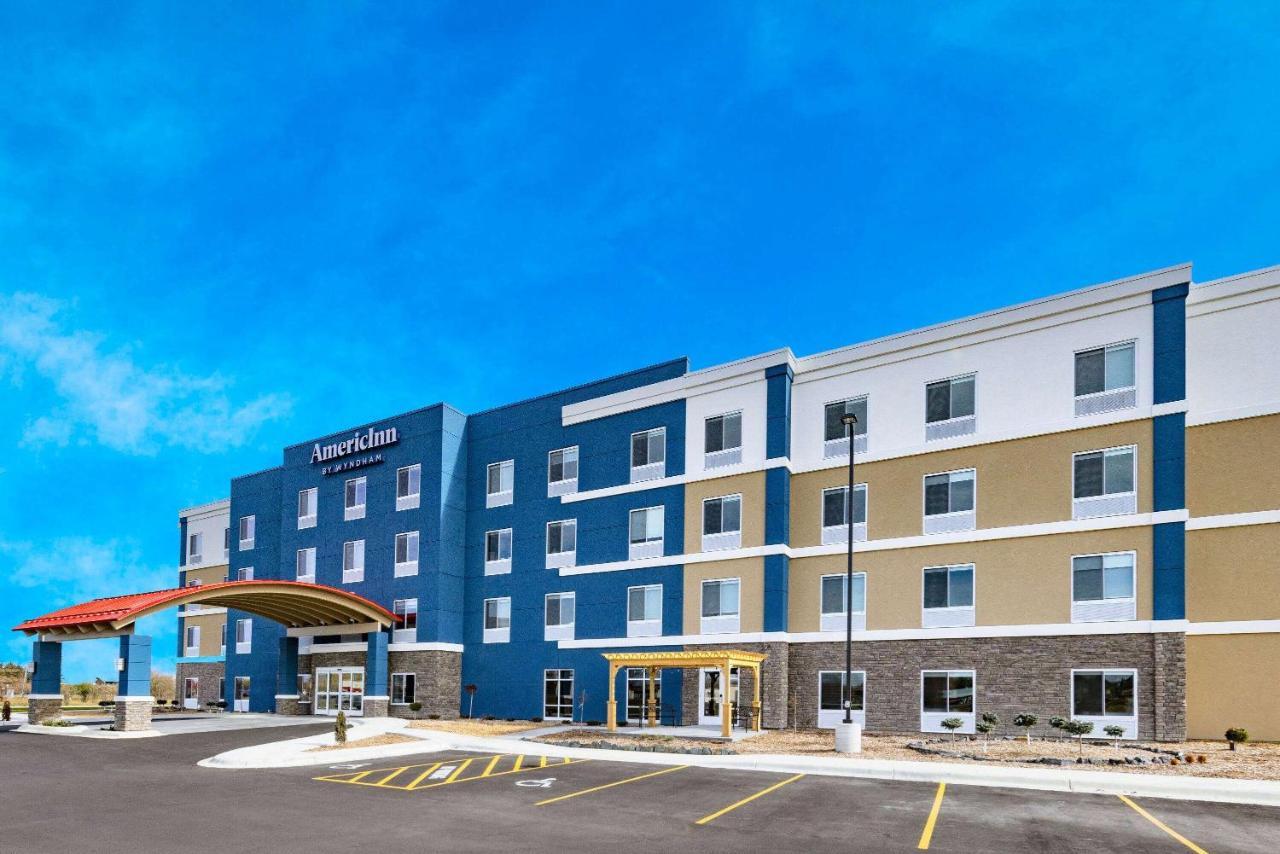 Americinn By Wyndham International Falls Bagian luar foto