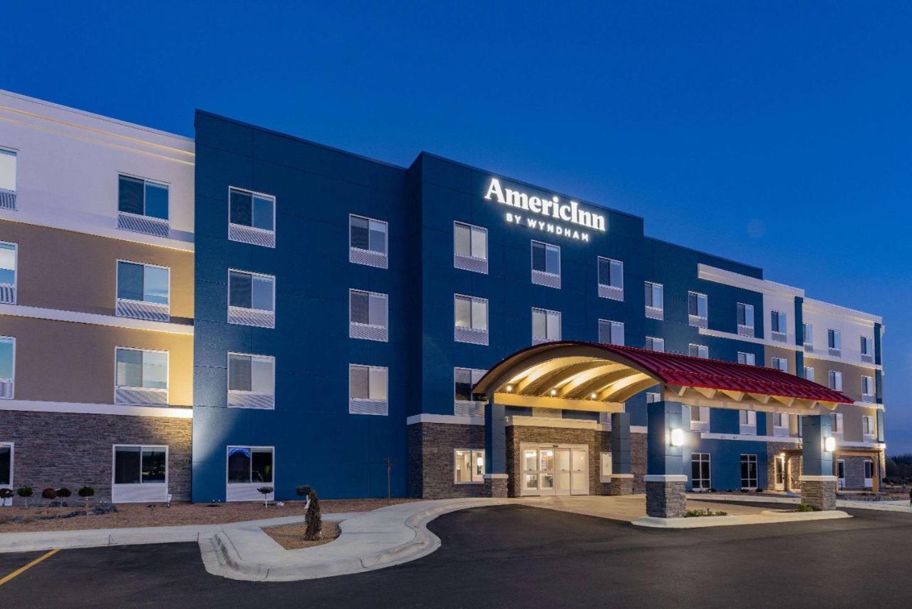Americinn By Wyndham International Falls Bagian luar foto